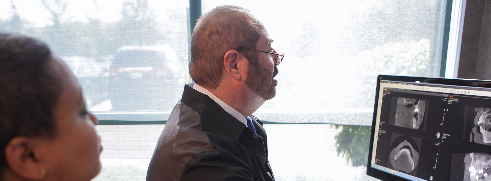 Cosmetic Dentist in Flint